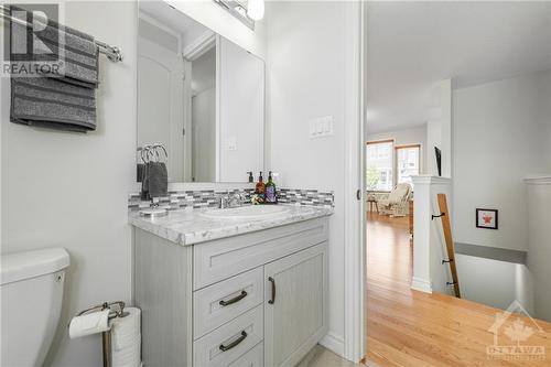 268 Argonaut Circle, Ottawa, ON - Indoor Photo Showing Bathroom