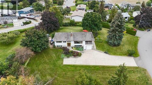 2501 Crestview Road, West Kelowna, BC - Outdoor