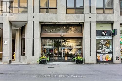 608 - 55 Bloor Street E, Toronto, ON - 