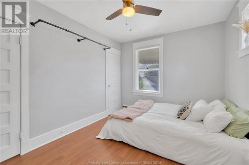 1574 Hall, Windsor, ON - Indoor Photo Showing Bedroom