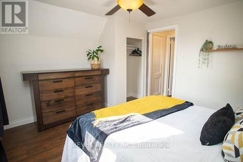 59 Lansdowne Avenue, Brantford, ON - Indoor Photo Showing Bedroom