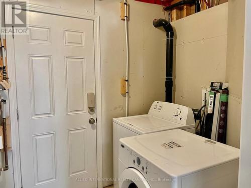 1702 Pure Springs Boulevard, Pickering, ON - Indoor Photo Showing Laundry Room