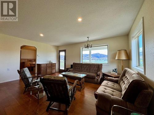 3251 41St Street, Osoyoos, BC - Indoor