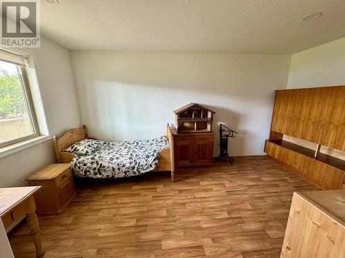 3251 41St Street, Osoyoos, BC - Indoor Photo Showing Bedroom