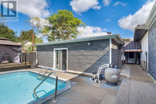 301 Reynolds Road, London, ON - Outdoor With In Ground Pool With Exterior