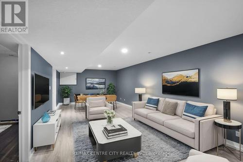 301 Reynolds Road, London, ON - Indoor Photo Showing Living Room