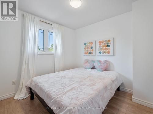 91 Hollyberry Trail, Toronto, ON - Indoor Photo Showing Bedroom