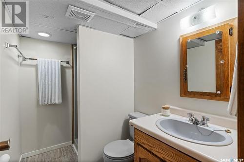 1414 Lorne Avenue, Saskatoon, SK - Indoor Photo Showing Bathroom