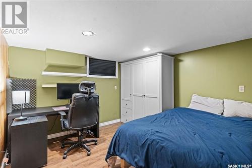 1414 Lorne Avenue, Saskatoon, SK - Indoor Photo Showing Bedroom