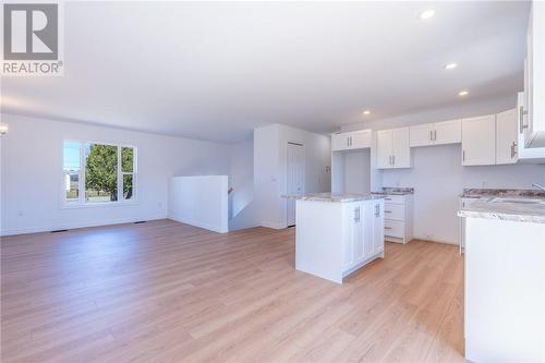 2093 Kenneth Drive, Val Therese, ON - Indoor Photo Showing Kitchen