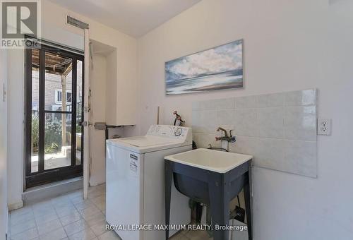 9 Ollerton Road, Toronto, ON - Indoor Photo Showing Laundry Room