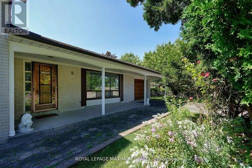 9 Ollerton Road, Toronto, ON - Outdoor