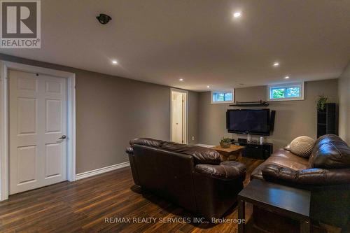 18 Parkend Avenue, Brampton, ON - Indoor Photo Showing Other Room