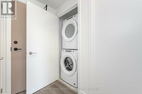 213 - 1440 Clarriage Court, Milton, ON - Indoor Photo Showing Laundry Room