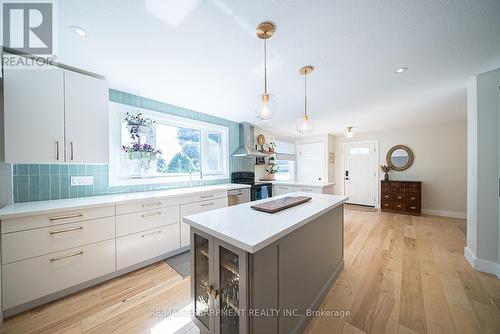 122 Brant Road, Brant, ON - Indoor Photo Showing Kitchen