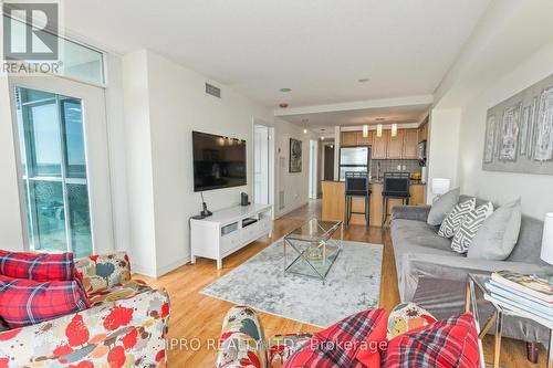 1606 - 9 George Street, Brampton, ON - Indoor Photo Showing Living Room