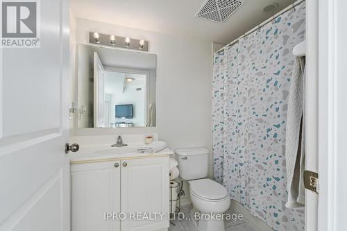 1606 - 9 George Street, Brampton, ON - Indoor Photo Showing Bathroom