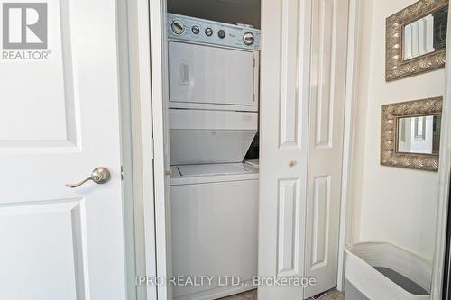 1606 - 9 George Street, Brampton, ON - Indoor Photo Showing Laundry Room