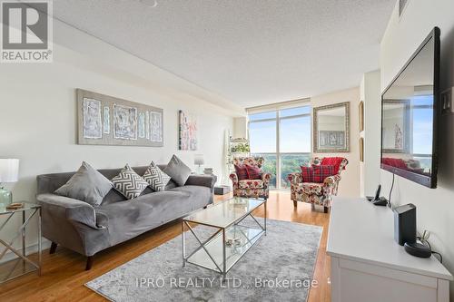 1606 - 9 George Street, Brampton, ON - Indoor Photo Showing Living Room