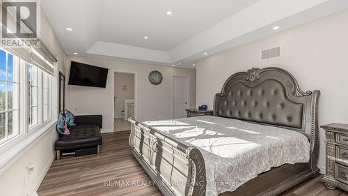 76 Elmcrest Drive, Brampton, ON - Indoor Photo Showing Bedroom