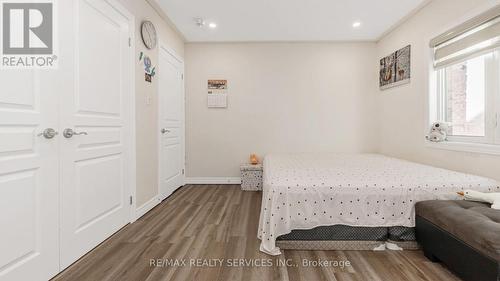 76 Elmcrest Drive, Brampton, ON - Indoor Photo Showing Bedroom