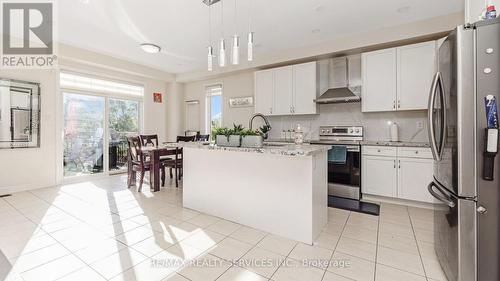 76 Elmcrest Drive, Brampton, ON - Indoor Photo Showing Kitchen