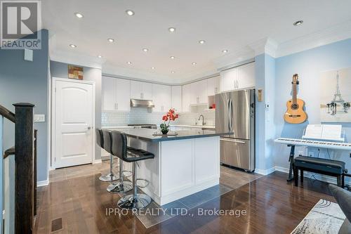 25 Alnwick Avenue, Caledon, ON - Indoor Photo Showing Kitchen With Stainless Steel Kitchen With Upgraded Kitchen