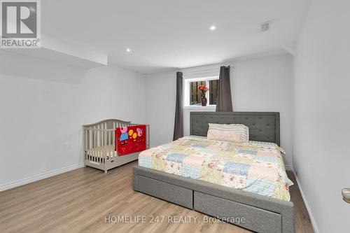 2391 Duneshill Avenue, Windsor, ON - Indoor Photo Showing Bedroom