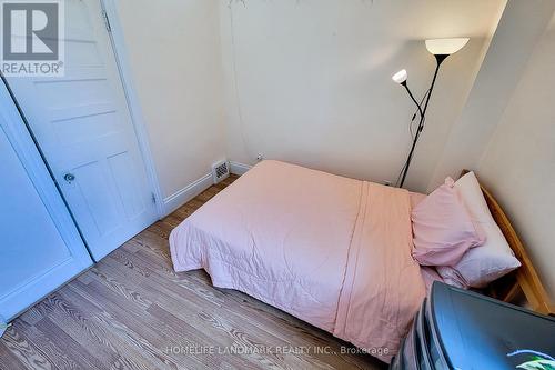 56 Arthur Avenue N, Hamilton, ON - Indoor Photo Showing Bedroom