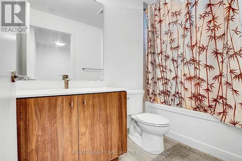 2804 - 15 Wellington Street, Kitchener, ON - Indoor Photo Showing Bathroom