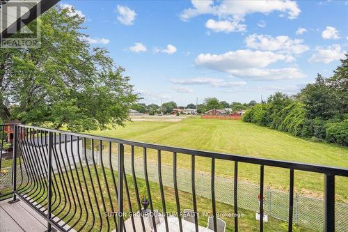 19 Meadowbrook Crescent, St. Catharines, ON - Outdoor With Balcony With View