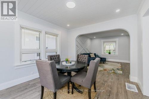 58 John Street W, Waterloo, ON - Indoor Photo Showing Dining Room