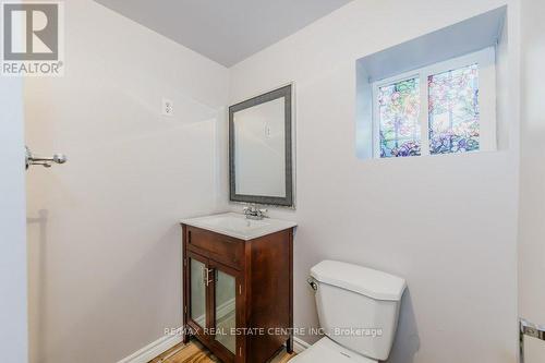 58 John Street W, Waterloo, ON - Indoor Photo Showing Bathroom