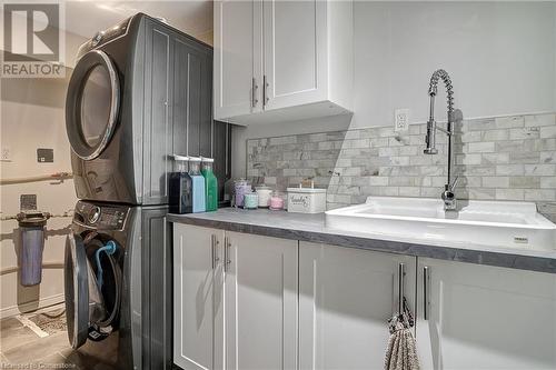 1838 Regional 97 Road, Flamborough, ON - Indoor Photo Showing Laundry Room