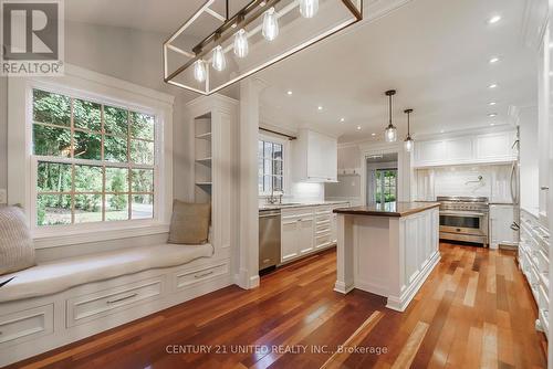 50 Moorecraig Road, Peterborough (Monaghan), ON - Indoor Photo Showing Kitchen With Upgraded Kitchen