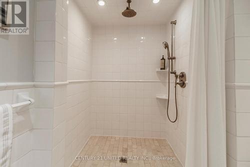 50 Moorecraig Road, Peterborough (Monaghan), ON - Indoor Photo Showing Bathroom