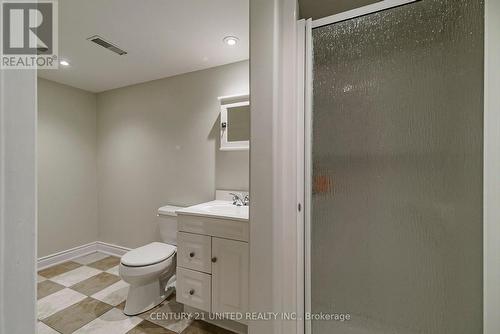 50 Moorecraig Road, Peterborough (Monaghan), ON - Indoor Photo Showing Bathroom