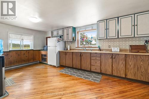 1868 County Road 14, Prince Edward County (Ameliasburgh), ON - Indoor Photo Showing Kitchen