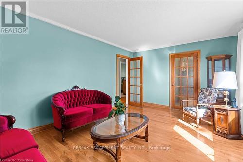 247 Highway #5, Brant, ON - Indoor Photo Showing Living Room