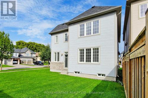 103 Alldread Crescent, Clarington, ON - Outdoor