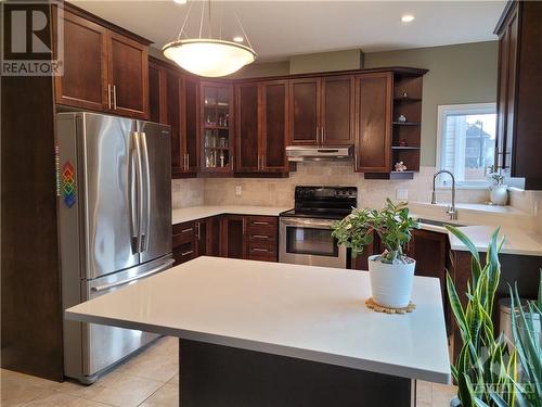 New Quartz Island - 115 Sirocco Crescent, Ottawa, ON - Indoor Photo Showing Kitchen