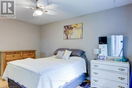 185 Albert Street, Arran-Elderslie, ON - Indoor Photo Showing Bedroom