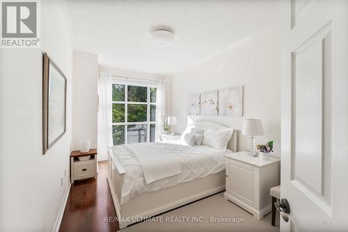 203 - 3085 Bloor Street W, Toronto, ON - Indoor Photo Showing Bedroom