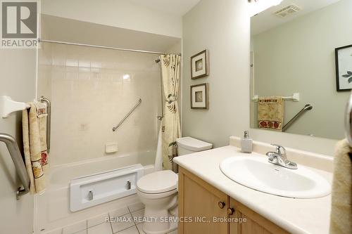 12 Summerfield Crescent, Brampton, ON - Indoor Photo Showing Bathroom