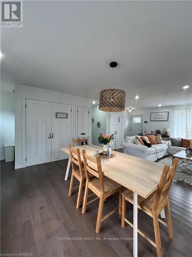 587 Dorcas Bay Road, Northern Bruce Peninsula, ON - Indoor Photo Showing Dining Room