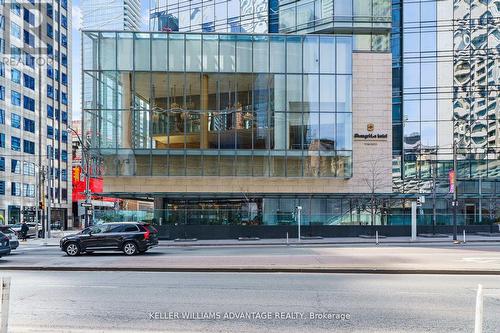 2104 - 180 University Avenue, Toronto, ON - Outdoor