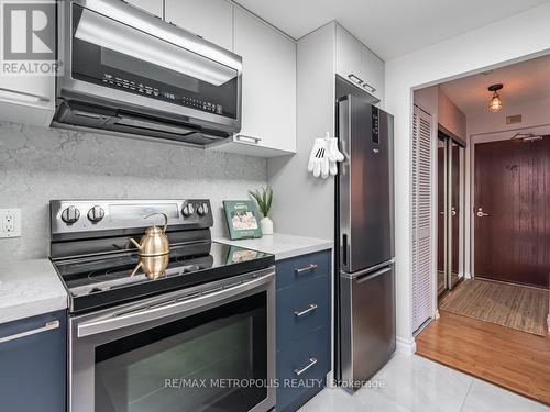 301 - 80 Charles Street E, Toronto, ON - Indoor Photo Showing Kitchen With Stainless Steel Kitchen