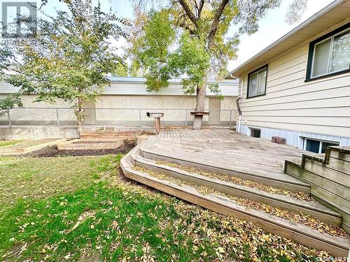 223 4Th Street, Weyburn, SK - Outdoor With Exterior