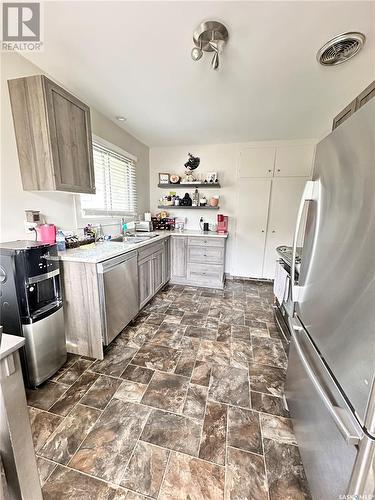 223 4Th Street, Weyburn, SK - Indoor Photo Showing Kitchen With Stainless Steel Kitchen