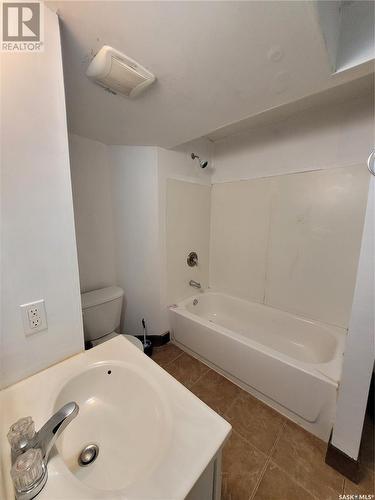 703 3Rd Street E, Meadow Lake, SK - Indoor Photo Showing Bathroom